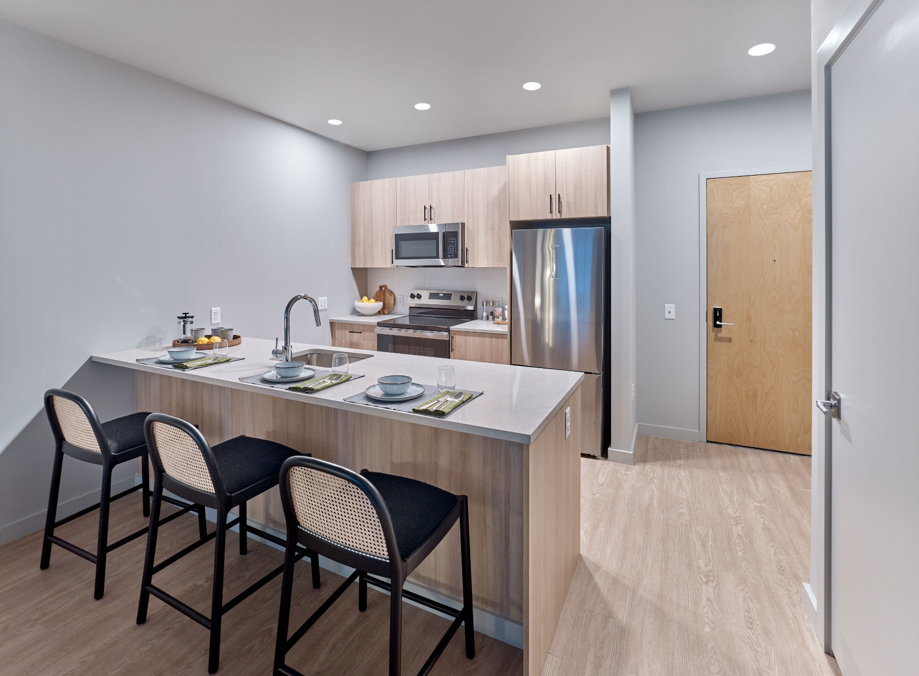 The Winston apartment kitchen and dining area - New Haven, CT